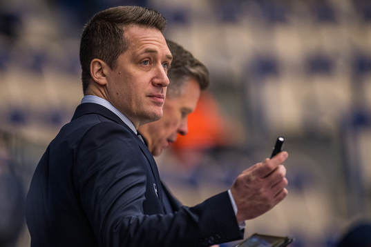 Växjös tränare Sam Hallam
