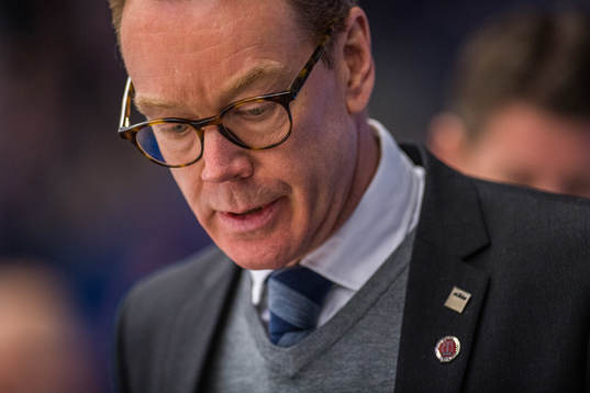 Örebros tränare Niklas Eriksson  deppar