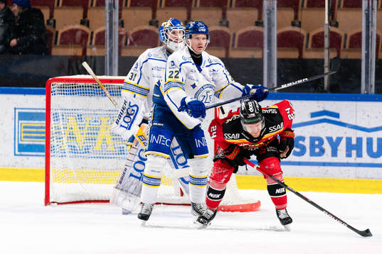 Leksands Tobias Ekberg och Luleås Brendan Shinnimin