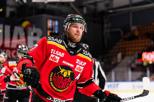 Luleås Linus Omark jublar