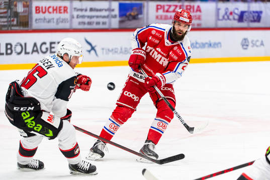 Malmö Redhawks Matias Lassen och Timrås Per Svensson