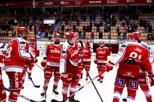 Timrå och Sebastian Hartmann jublar