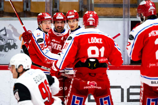Timrås Filip Westerlund jublar