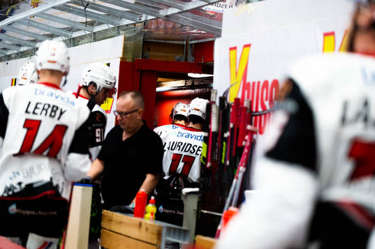 Malmö Redhawks lämnar isen