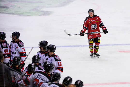 Bodens Linus Hedman deppar