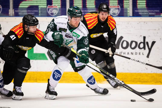 Brynäs Greg Scott och Färjestads Adam Ginning
