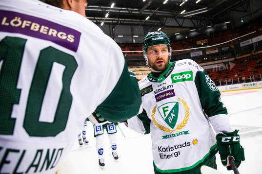 Färjestads Mikael Wikstrand jublar