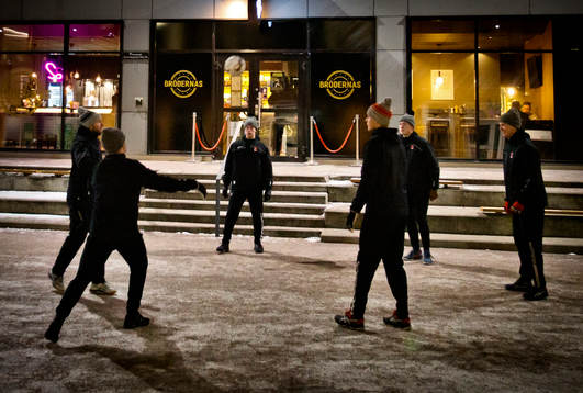 Örebro värmer upp med fotboll