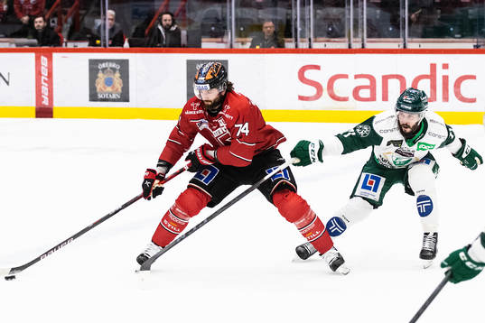 Örebros Nick Ebert och Färjestads Jesse Virtanen