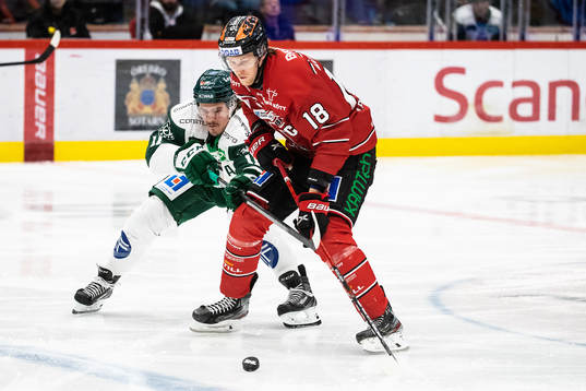 Färjestads Joakim Nygård och Örebros Rodrigo Abols
