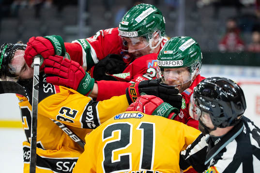 Frölundas Joel Lundqvist och Luleås Juhani Tyrväinen