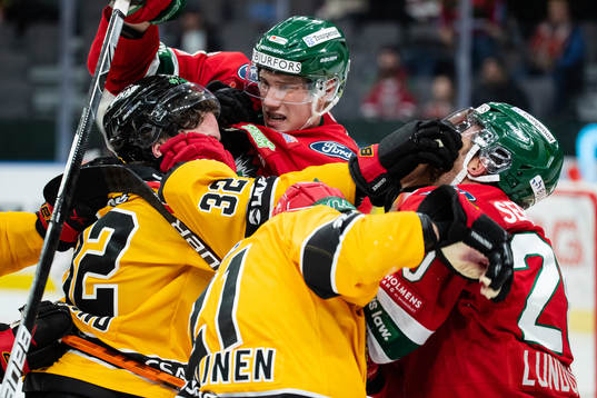 Frölundas Joel Lundqvist och Luleås Juhani Tyrväinen