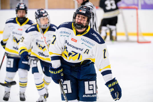 s Thea Johansson jublar