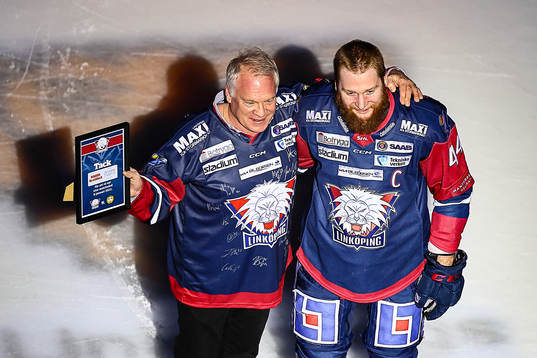 Bosses Glasbar och Linköpings Jonas Junland