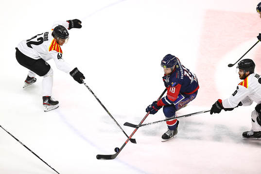 Brynäs Tom Hedberg och Linköpings Alexander Johansson