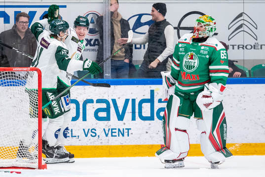 Färjestads Joakim Nygård och Gustav Rydahl jublar