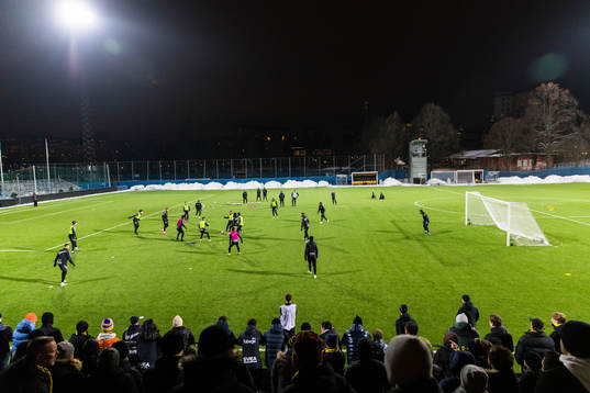 Herrarnas A-lag spelar tvåmål
