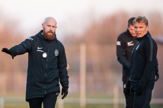 Assisterande tränare Max Mölder och Edvin Dahlqvist