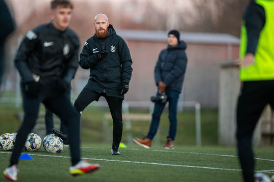 Assisterande tränare Max Mölder