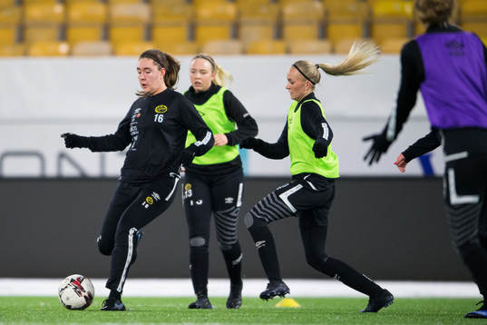 Olivia Gurtata och Matilda Ståhlbom Karlsson