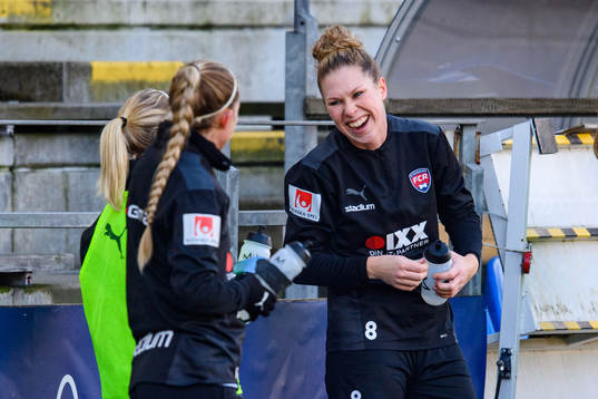 Rebecca Knaak