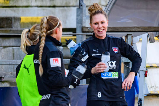 Rebecca Knaak