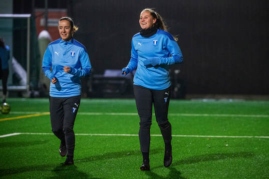 Malmö FFs Anna Plantin och Linnea Svensson