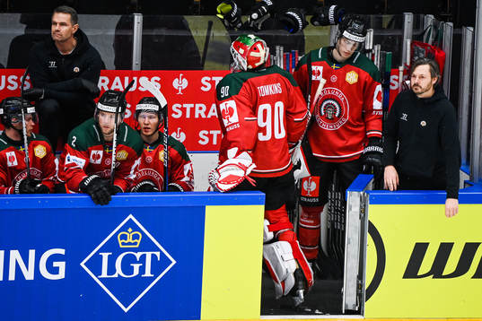 Goalkeeper Matthew Tomkins of Frölunda