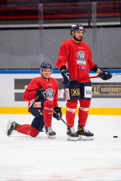 Ryssarna Pavel Zdunov och  Alexander Kuvayev