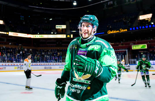 Färjestads Per Åslund jublar