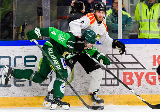 Färjestads Oscar Lawner och Brynäs Anton Mylläri