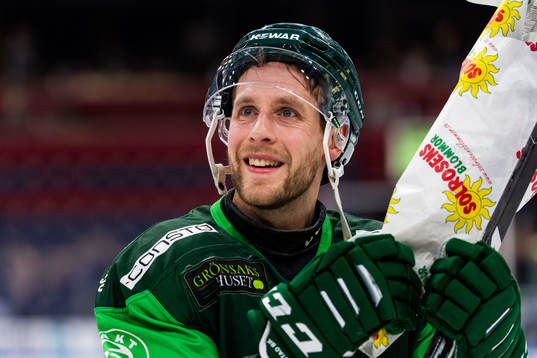 Färjestads Per Åslund jublar