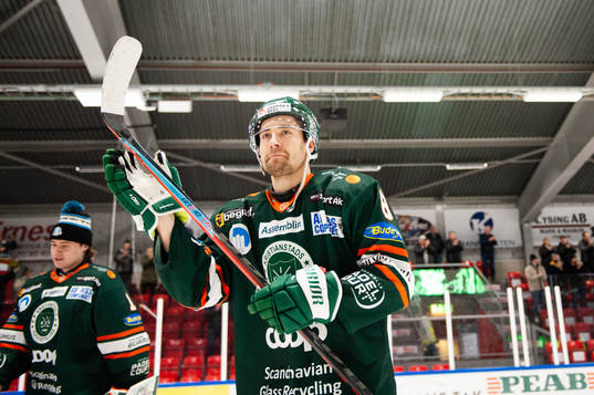 Kristianstads Robin Carlsson jublar