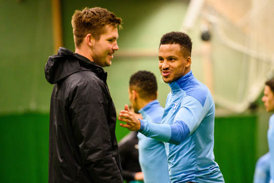 Fystränare Jamie Mackay och Martin Olsson