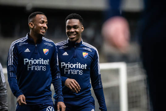 Mattias Mitku och Joel Asoro
