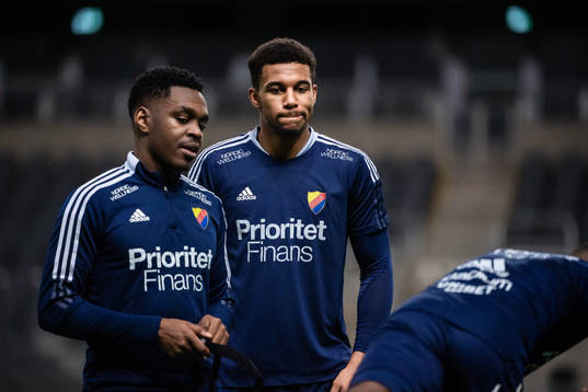 Joel Asoro och Isak Hien