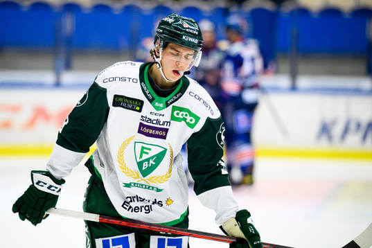 Färjestads Albert Johansson deppar
