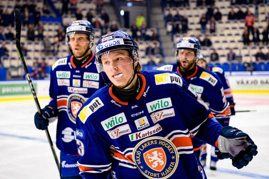 Växjös Michael Krutil jublar