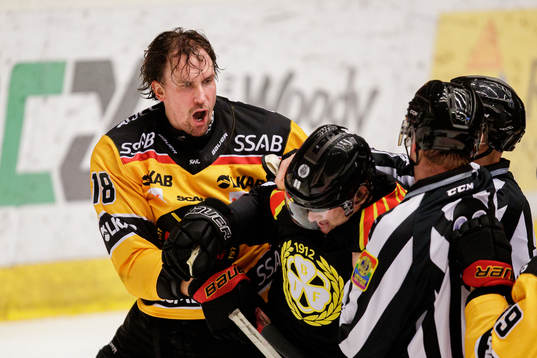 Luleås Sami Lepistö och Brynäs Dmytro Timashov