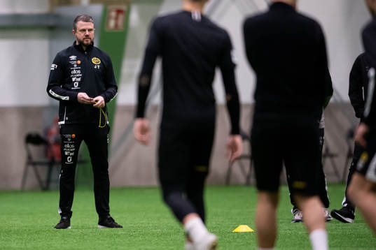 Manager Jimmy Thelin