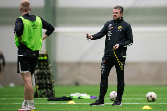 Manager Jimmy Thelin