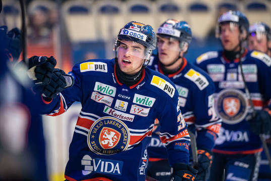 Växjös Glenn Gustafsson jublar
