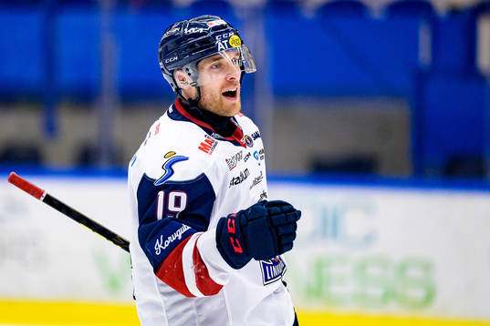 Linköpings Patrick Russell jublar