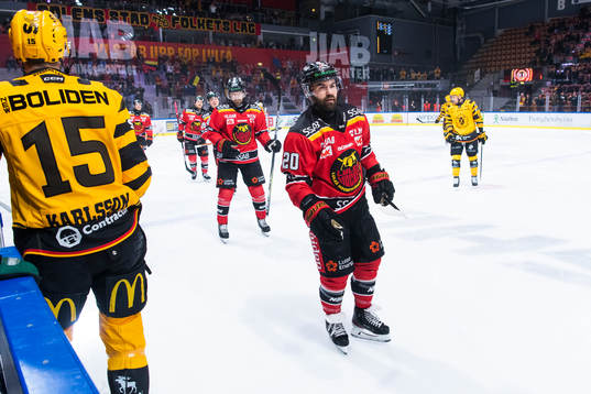 Luleås Jack Connolly jublar