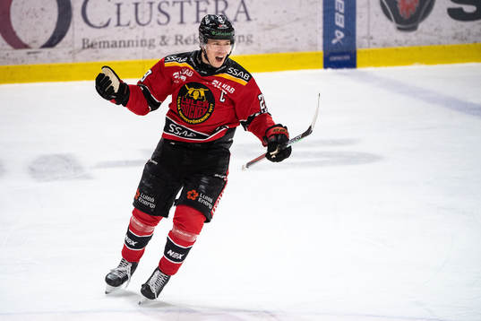 Luleås Erik Gustafsson jublar