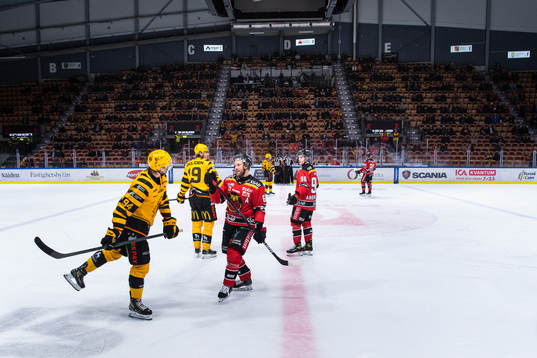 Skellefteås Linus Karlsson och Luleås Linus Omark