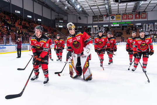 Luleås Sami Lepistö, målvakt Jesper Wallstedt och