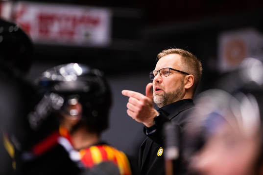 Brynäs tränare Mikko Manner