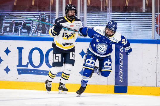 Leksands Phoebe Staenz och HV71s Mira Jungåker