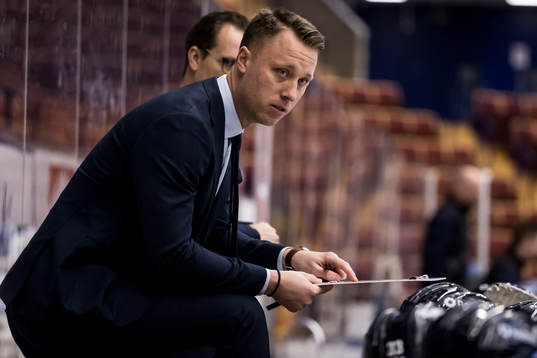 HV71s tränare Joakim Engström